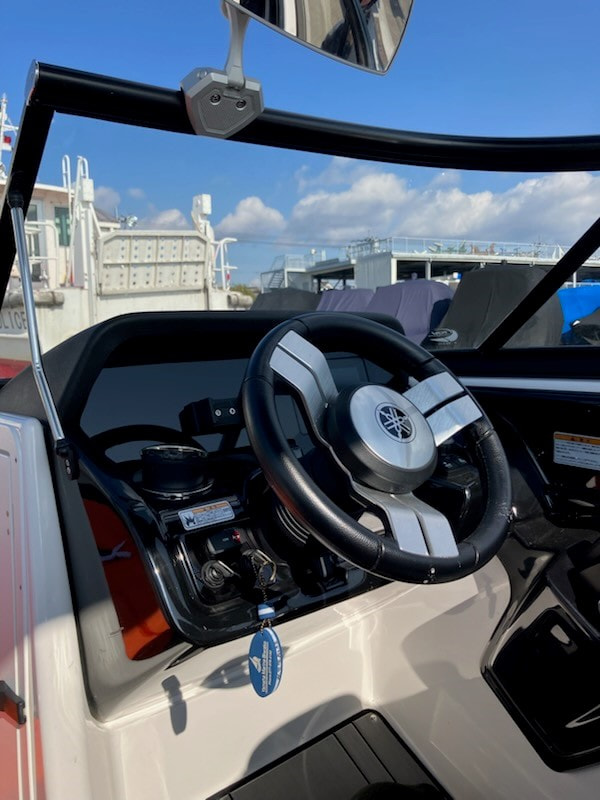 びわこもん！中古艇2019年年式 ヤマハ 212X アワーメーター80時間 淡水使用 美艇 写真