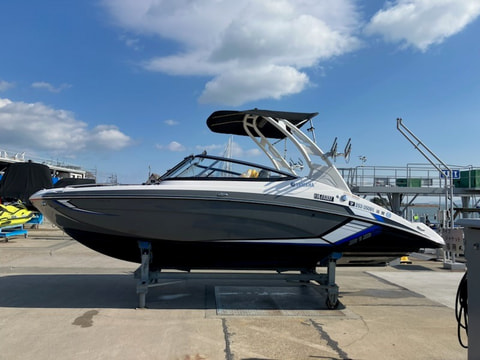 びわこもん！中古艇2019年年式 ヤマハ 212X アワーメーター80時間 淡水使用 美艇：画像