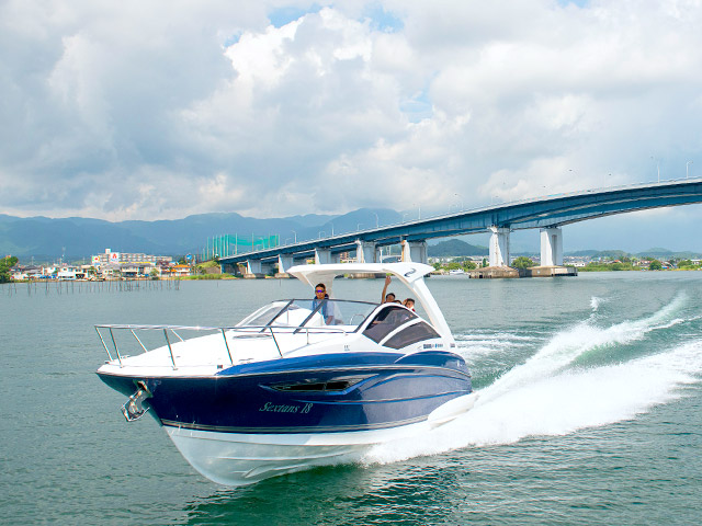 レンタルボート クルーザーレンタル ヤマハマリーナ琵琶湖
